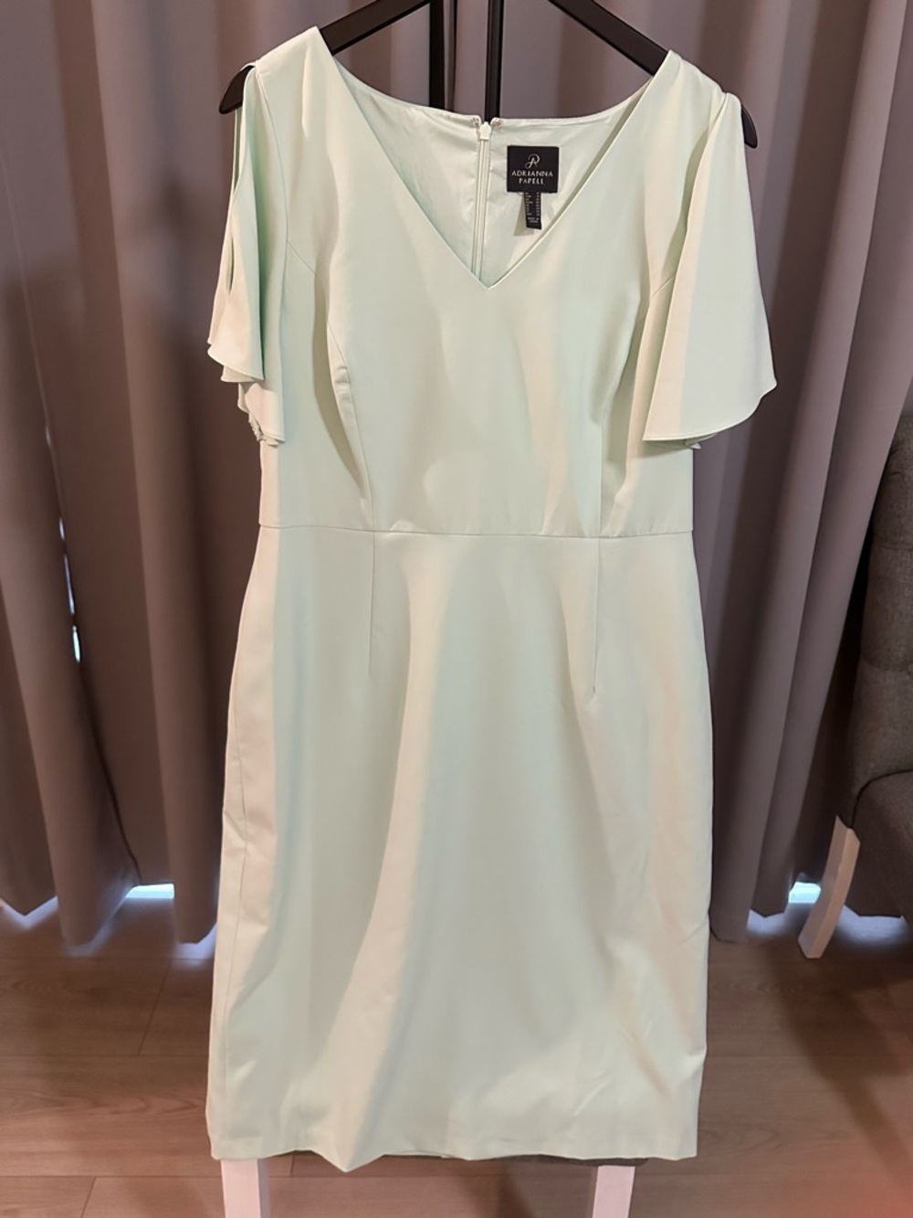 Adrianna Papell Pale Mint V-Neck Flutter Sleeve Midi Dress